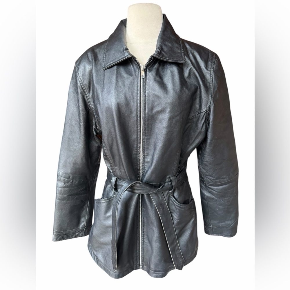 1990s Comint Black Leather‎ Full Zip Waist Tie Quilted Lined Coat